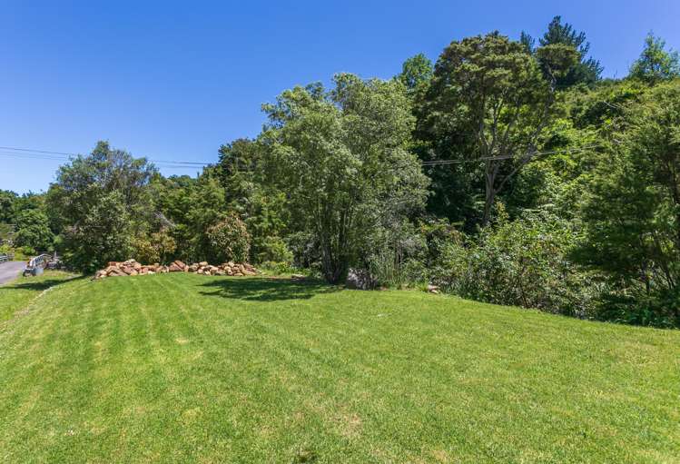 15 Pohue Creek Road Waiomu_28