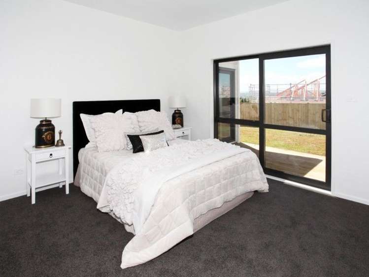 352 Upper Queen Street Pukekohe_15