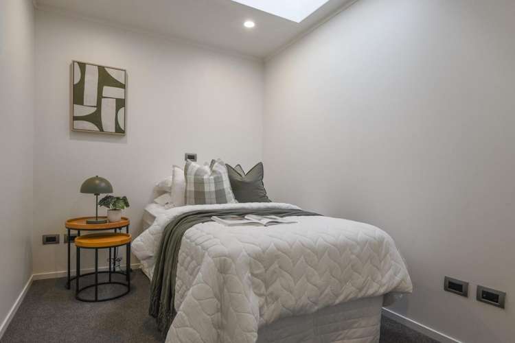 2/15 Tarawera Road 1095_6