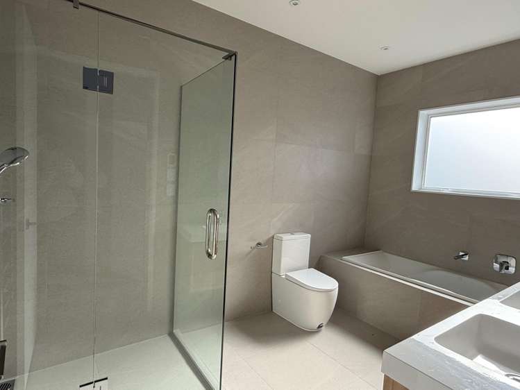 8 Hayley Court Wainui_15