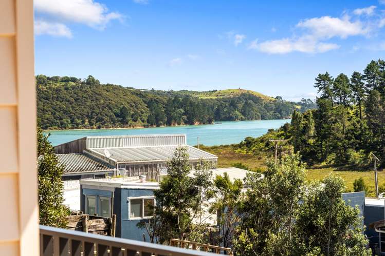 16 Erua Road Ostend_20