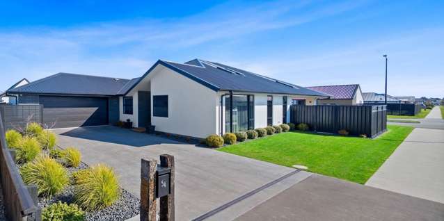 Spacious Family Home in Lincoln