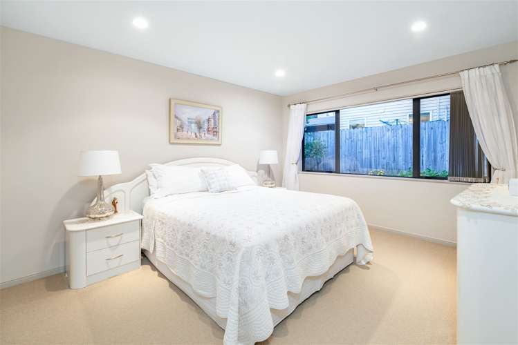 6 Leafield Crescent Henderson_7