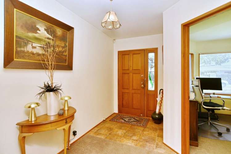 30 Farnswood Place Redwood_15