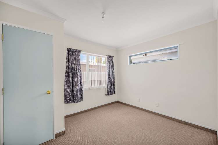 18a Hillary crescent Maraenui_6