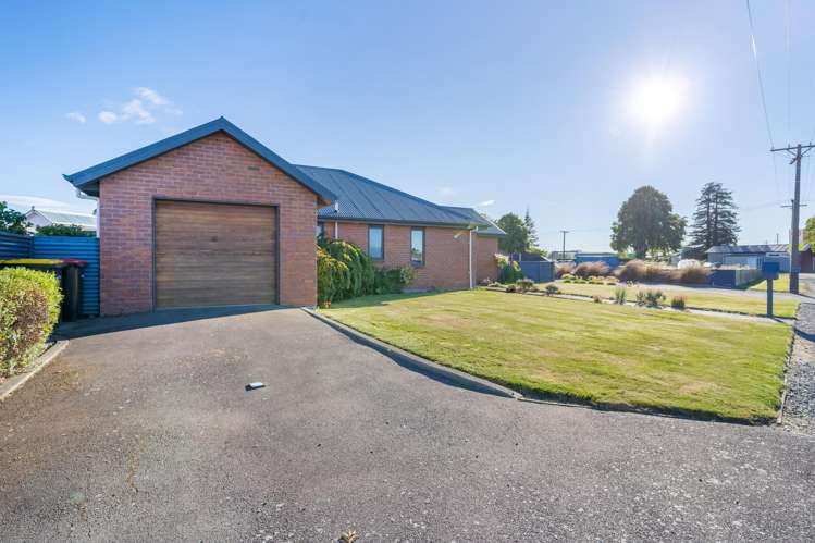 12 Essex Street Winton_16