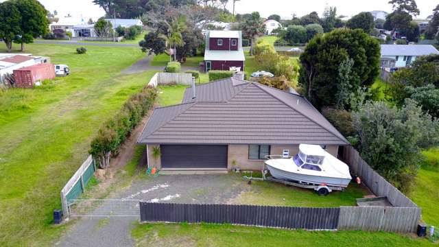 87 Takahe Road Ahipara_1