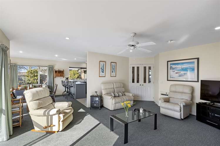 39 Kinsella Crescent Aidanfield_7