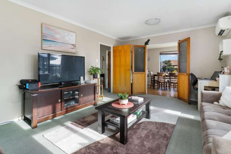 2/1 Cataluna Place_5
