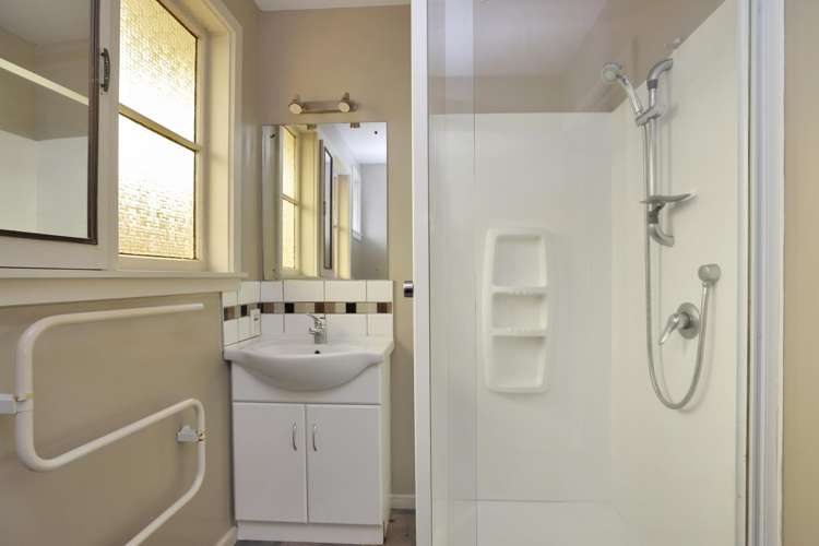 111 Creek Road Allenton_19