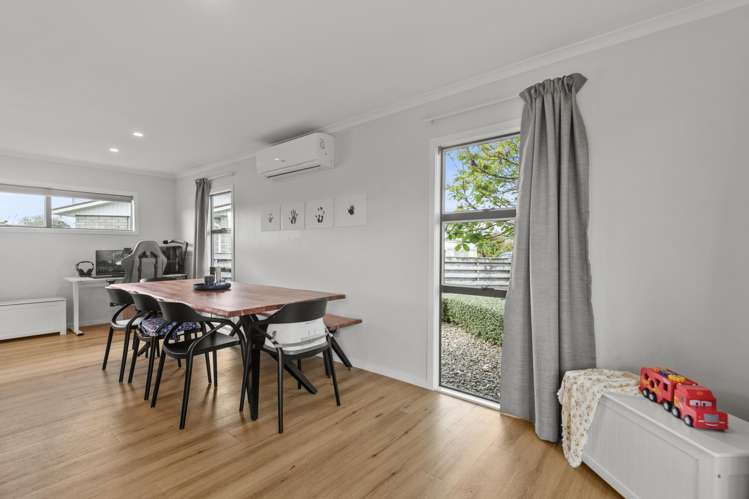59 Sherwill Street East_3