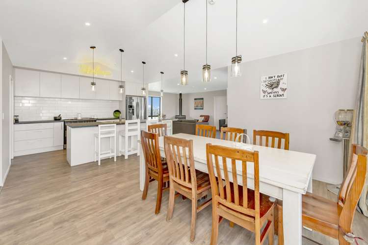 477 Swamp Road Burnham_10