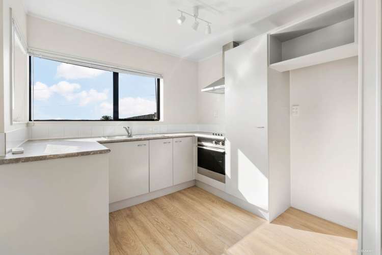 25 Aspiring Avenue Clover Park_16