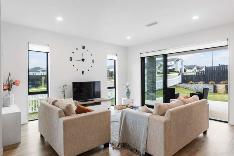 25 Siren Street Wainui_9