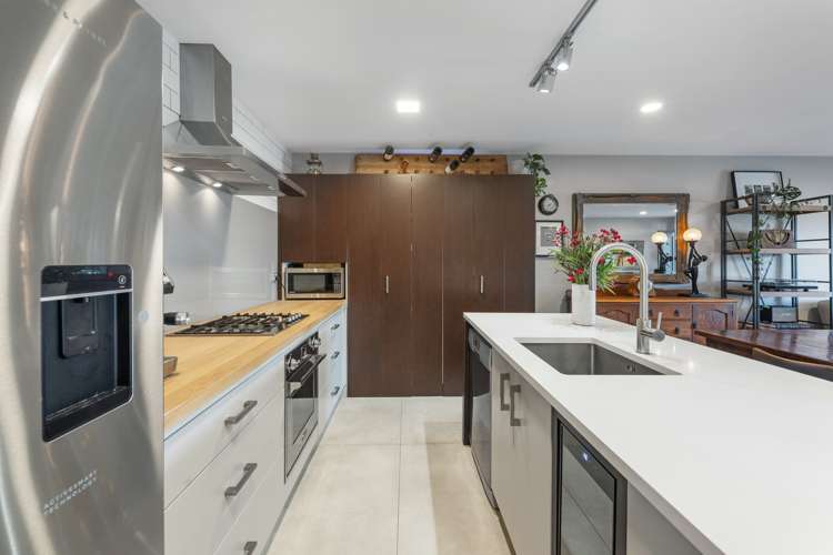 24 Leneford Drive East Tamaki_10