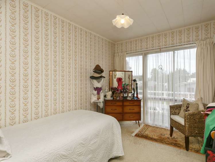 82 Hinemoa Avenue Taupo_16