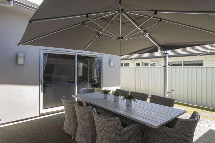 5 Pohutukawa Grove Lytton West_17