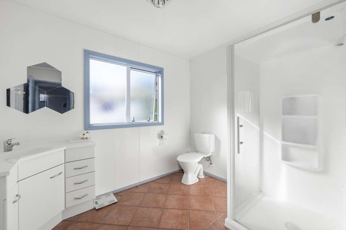 33A/B Scott Avenue_1