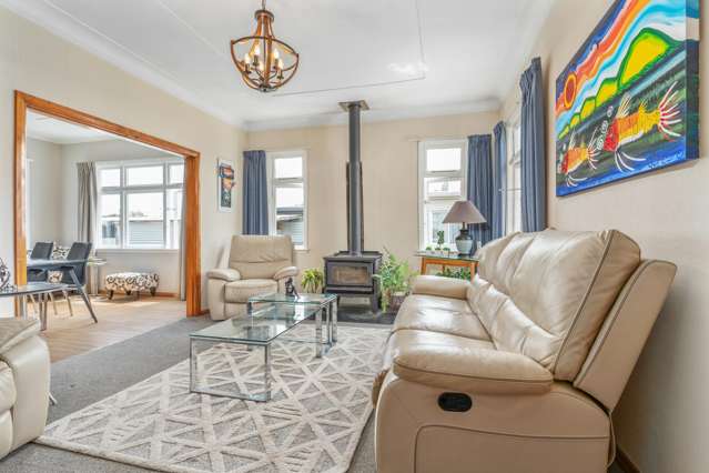 204 High Street South Carterton_3