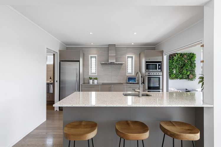 145 Kings Avenue Matua_11