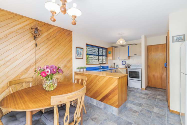 7 Cannon Hill Crescent Mt Pleasant_5