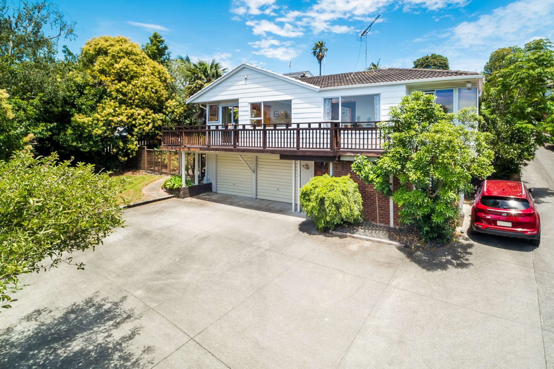 27 Hatherlow Street Glenfield_0