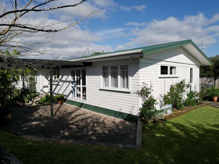 1 Boundary Road Tikipunga_4