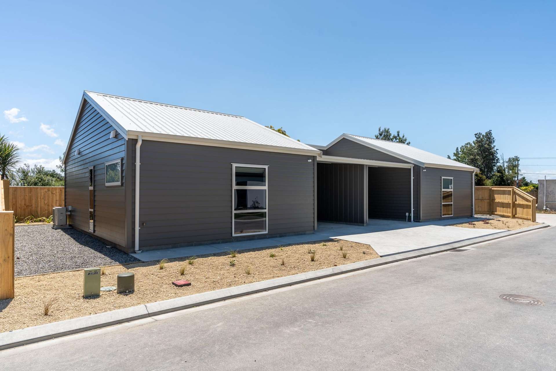 4/2 Tuatahi Avenue Solway_0