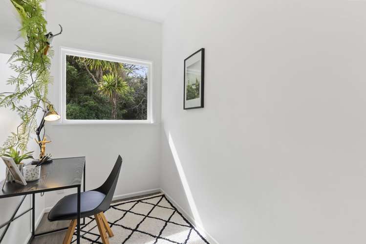 44 Friend Street Karori_13