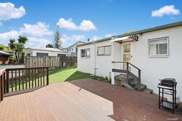 2/74 La Trobe Street Pakuranga Heights_4