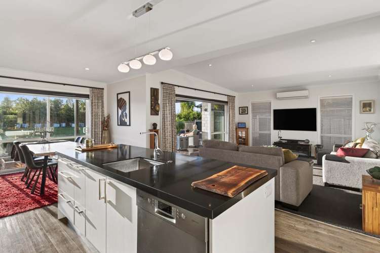 8 Celmisia Retreat Papamoa Beach_12