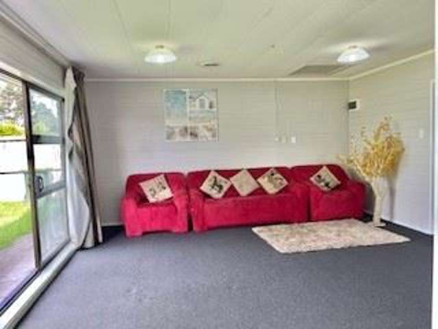 A/80 Millbrook Road Henderson_2