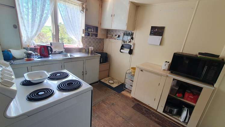 237 Hewlett Road Mata_8