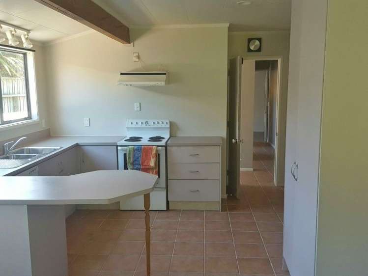 86 Pembroke Road Stratford_10