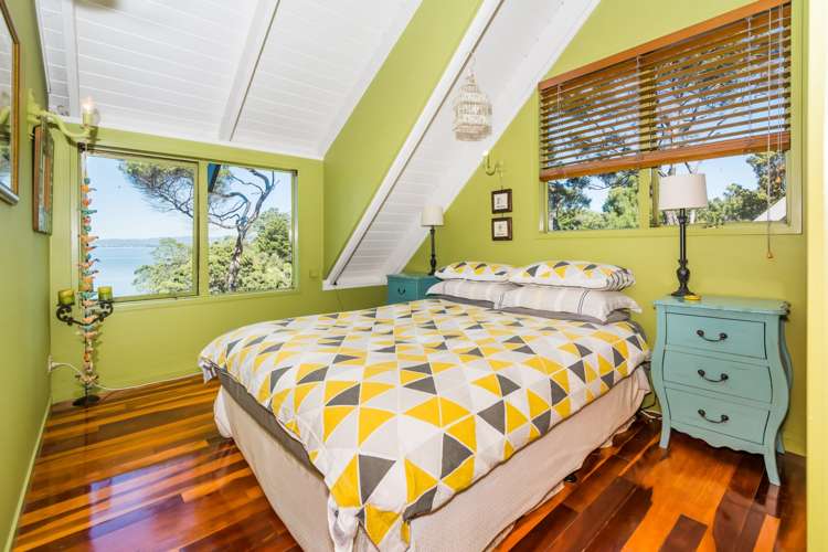 6 Valhalla Drive Beach Haven_11