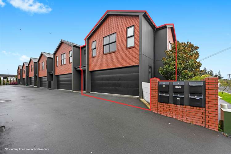 1/3 Charlemont Street Whitiora_2