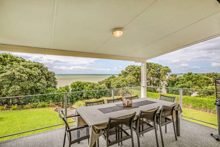 49 Torkar Road Clarks Beach_5