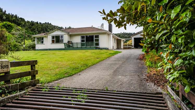 568 Matau North Road_4