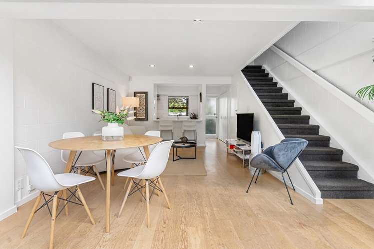 8/49 Collingwood Street_4