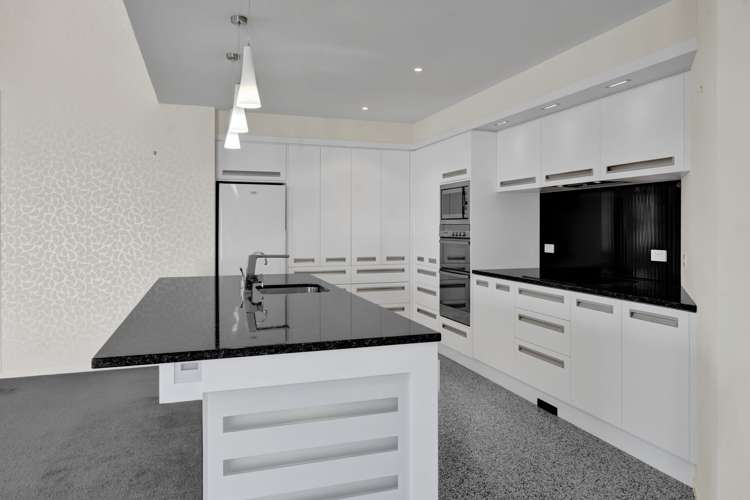 39 Vogel Street Hawera_8