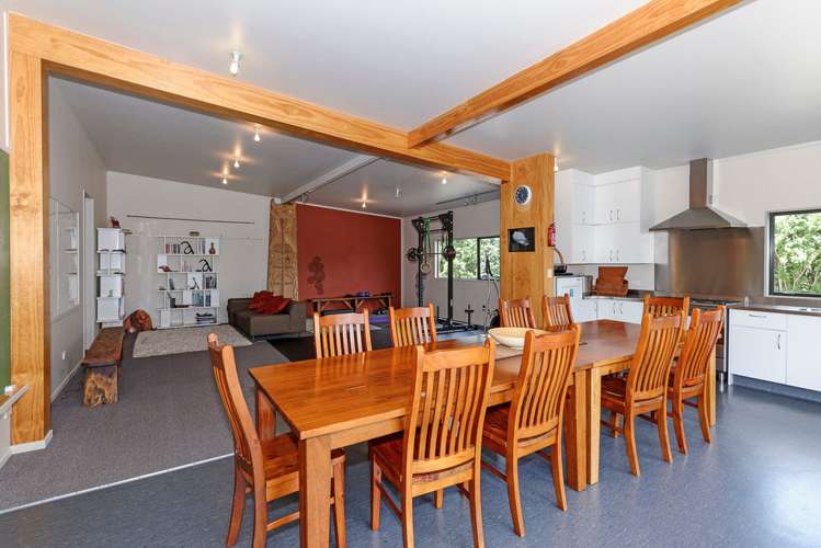 16 Wairere Road Waitakere_18