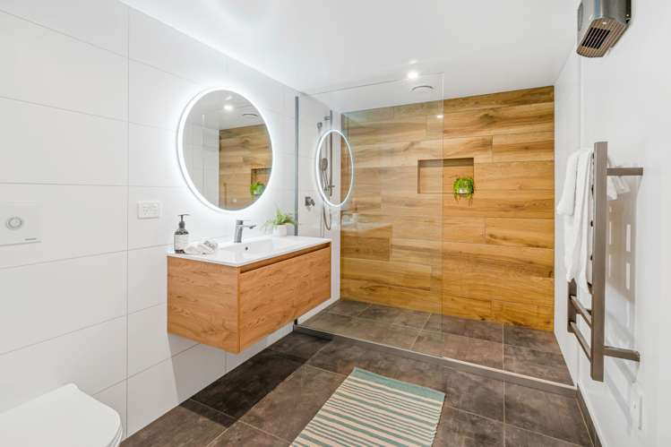 5 & 6 Kohi Place Port Chalmers_18