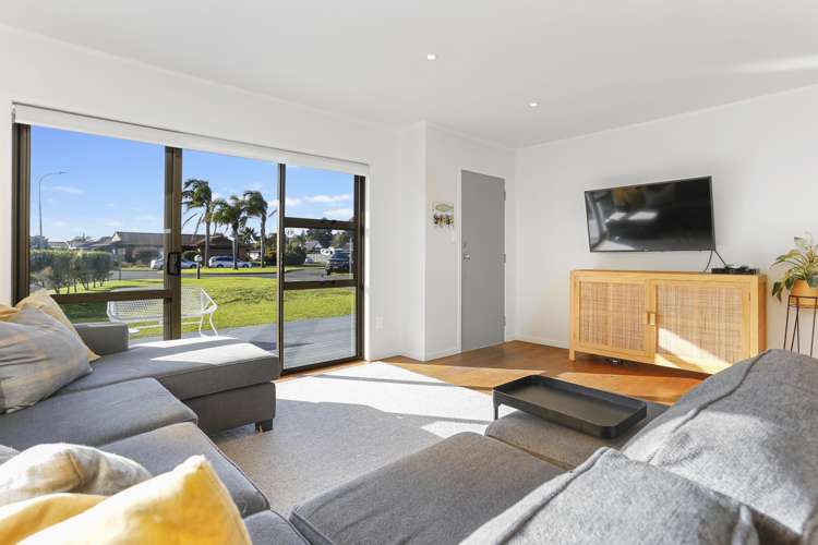 1/18 Vivian Wilson Drive Eastern Beach_5