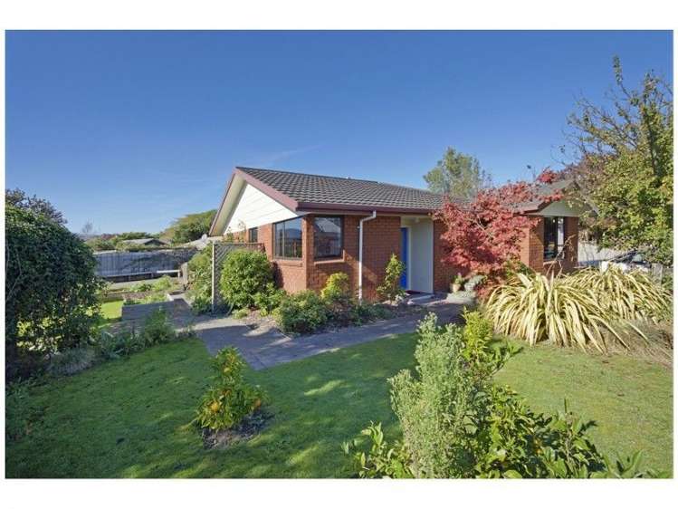 8 Rintoul Place Brightwater_1