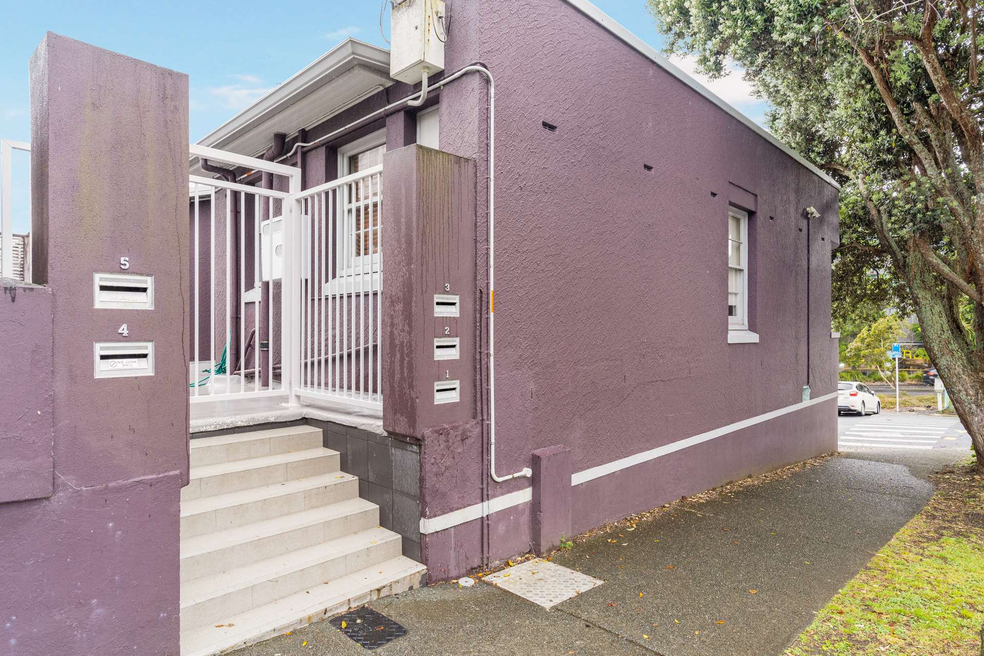 2/1 Road Newmarket Auckland City Houses for Rent One Roof