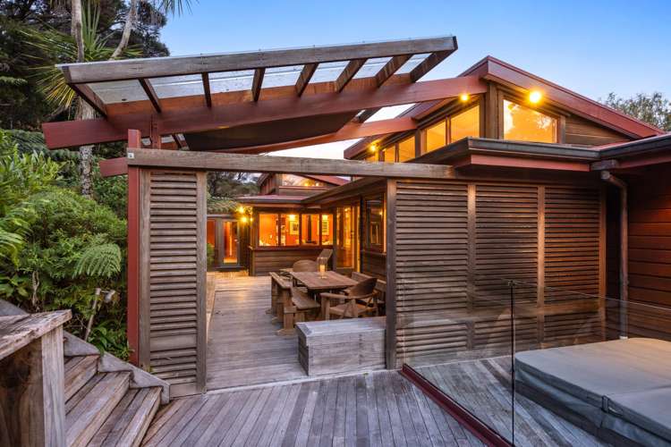 68-70 Matakatia Parade Matakatia_16