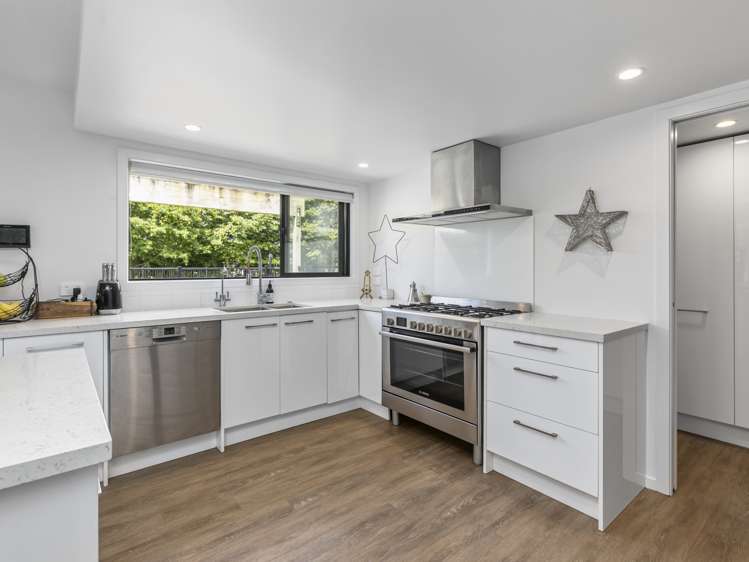 28 Melville Road Kaimai_7