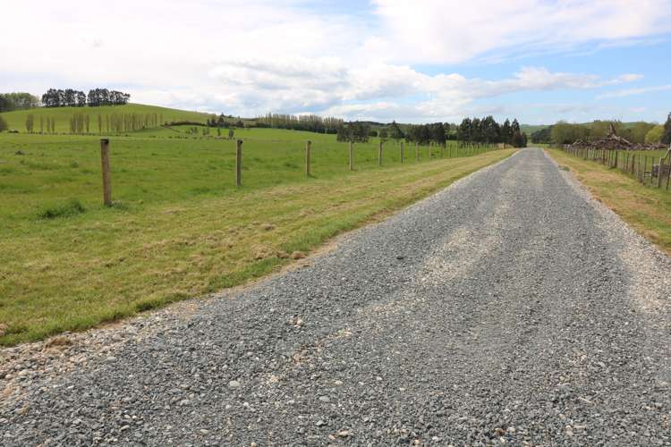 96b Pinnacle Road Gore Surrounds_4