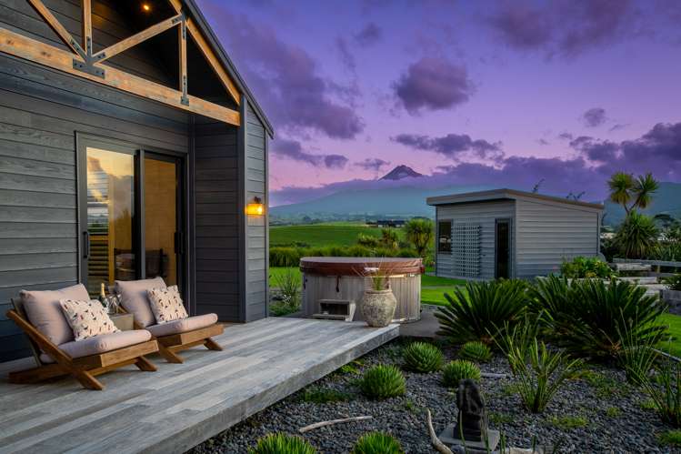 13 Washer Road Omata_25