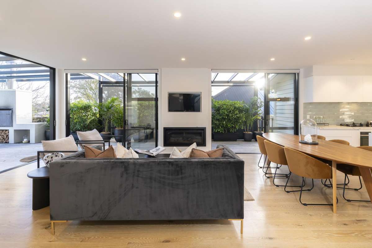 14 Lambeth Road_4